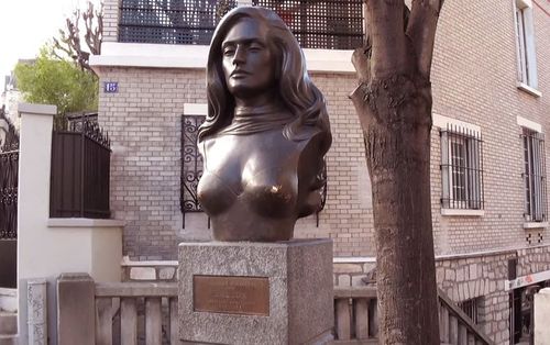 Buste de Dalida