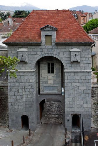 Porte Saint Laurent
