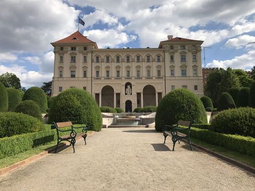 Le palais Černín