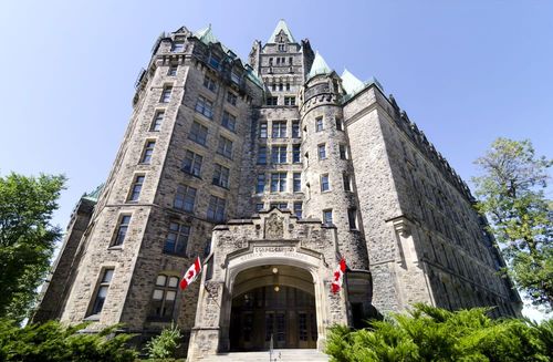 Musée de la Banque Canadienne et Édifice de la Confédération