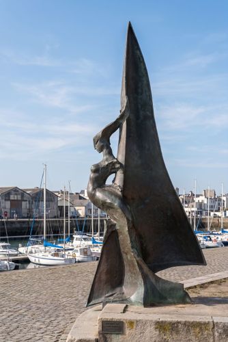Figurehead by Jacques Raoult 