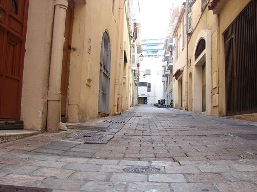 La rue Meynadier