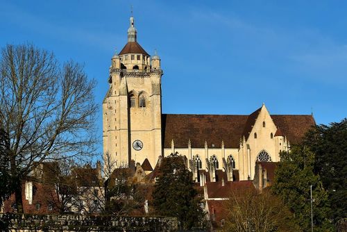 Collegiate church of Notre-Dame