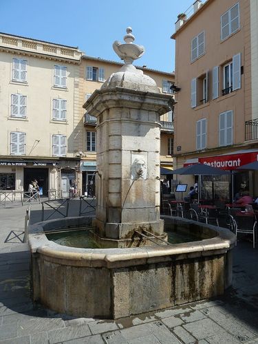 Fontaine d’Aguillon