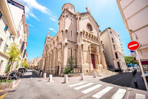 L’église Notre-Dame-de-Bon-Voyage