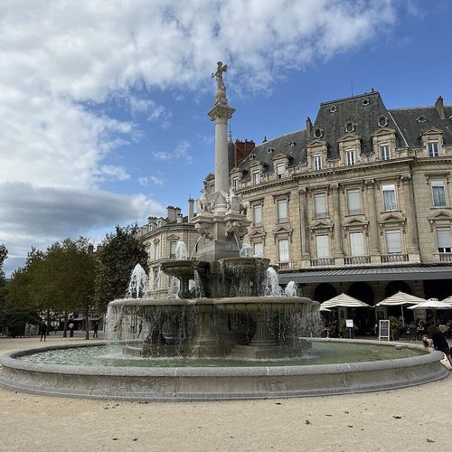 Fontaine Monumentale