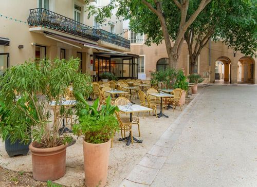 Place de Langes