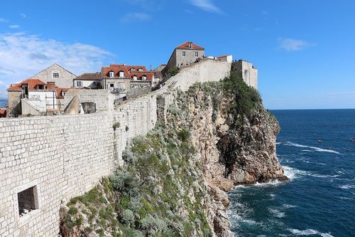 Les remparts de la Vieille Ville