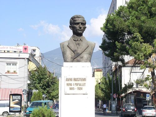 Statue of Avni Rustemi