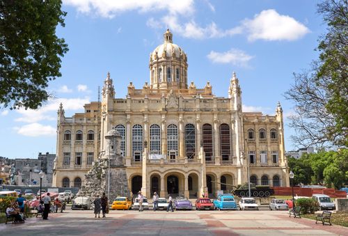 Le Musée de la Révolution