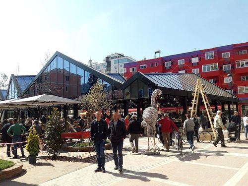 Pazari i Ri Market