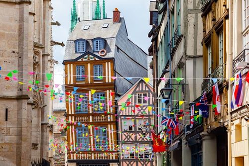 La maison qui penche