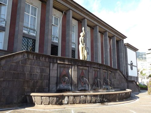 Tribunal