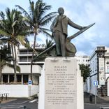 Estatua de Roland Garros