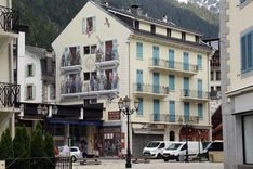 The Mont Blanc Guides