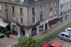 Saint-Lubin Street