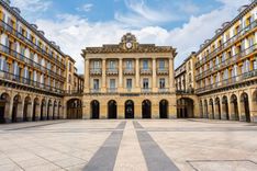 Place de la Constitution