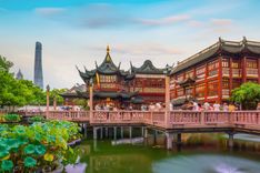 Yuyuan Old Street and Garden