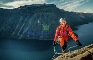 Trolltunga Autumn Adventure - Trolltunga Active