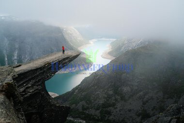 Sommertur Trolltunga