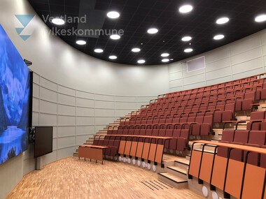 Førde vidaregåande skule - Interiør og utsmykking 