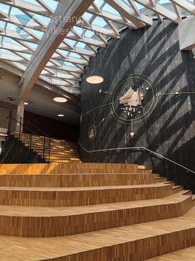 Førde vidaregåande skule - Interiør og utsmykking 