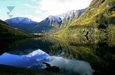 Nærøyfjorden, Undredal, Flåm