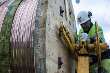 Arbeidar med kjøreledning Minde