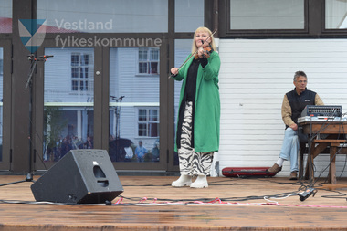 Firda vidaregåande skule 100 år