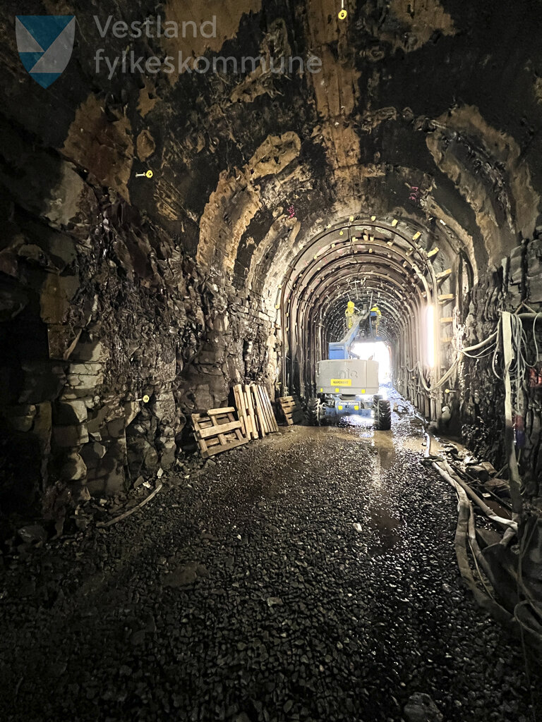 Linje 2 - Fløen haldeplass