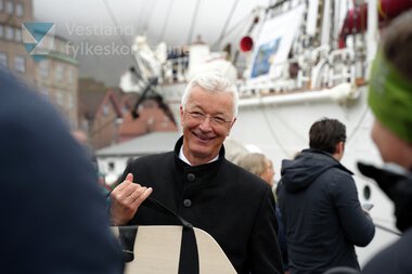 Statsraad Lehlkuhl på jordomsegling