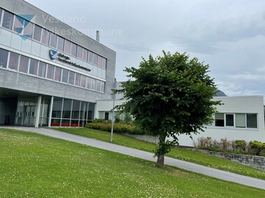 Eid vidaregåande skule, Stad kommune