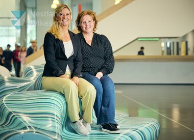 Hildegunn Hodneland og Gøril Hillersøy er mobbeombod for barnehagebarn og elevar i grunnskulen.