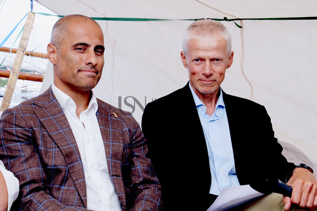 Arendalsuka 2024 – stortingsrepresentant Mahmoud Farahmand og Nav-direktør Hans Christian Holte 