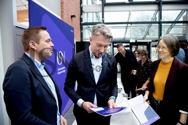 Energiminister Terje Aasland besøker campus Porsgrunn