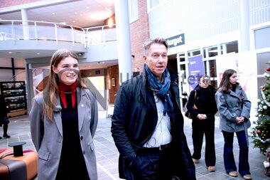 Energiminister Terje Aasland besøker campus Porsgrunn
