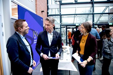 Energiminister Terje Aasland besøker campus Porsgrunn
