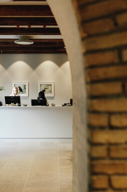 Reception Admiral Hotel