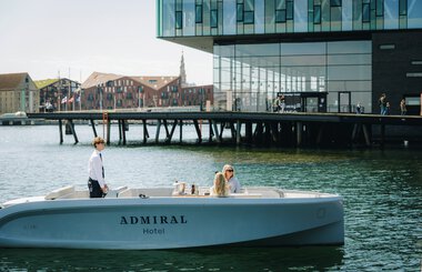 Admiral boat 