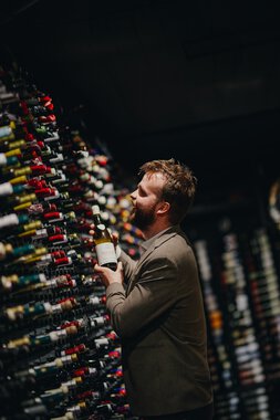 Wine cellar and restaurant