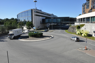Rundkjøringen ved den nye delen av Sandvika Storsenter