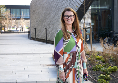 Brynhild Serine Farbrot