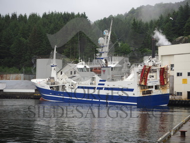 Odd Lundberg leverer tobis ved Egersund Sildolje