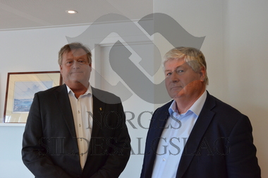Fiskeriminister Harald Tom Nesvik og styreleder i Sildelaget, Jonny Garvik