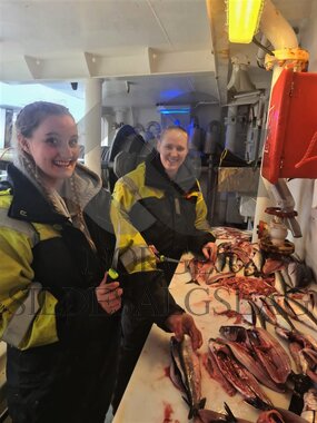 Kvinnelig fisker, lærling, ungdom, jente, dame, kvinne, prøvetaking