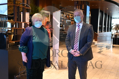 Paul Oma Erna Solberg