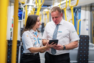 Nye uniformer trikken 