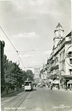 Tilhenger 637 i Karl Johans gate