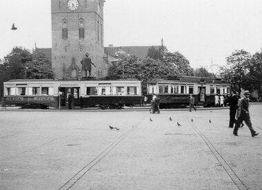 Ekebergbanetog i sløyfa på Stortorvet, sommeren 1940