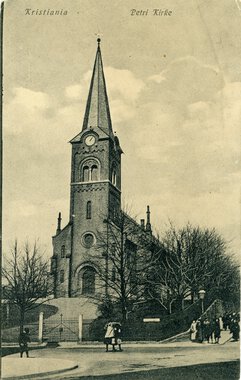 0908	Petri kirke (Sofienberg) postkort datert 1912.